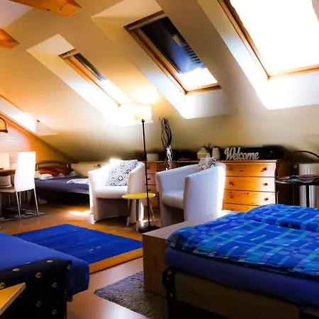 Tomi Apartman Apartment